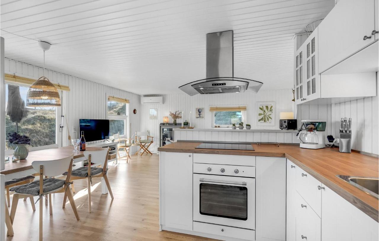 Stunning Home In Fano With House A Panoramic View Екстериор снимка